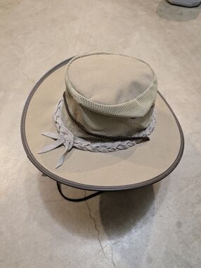Barmah Canvas Drover 1057 Hat Adult M Tan Breathable